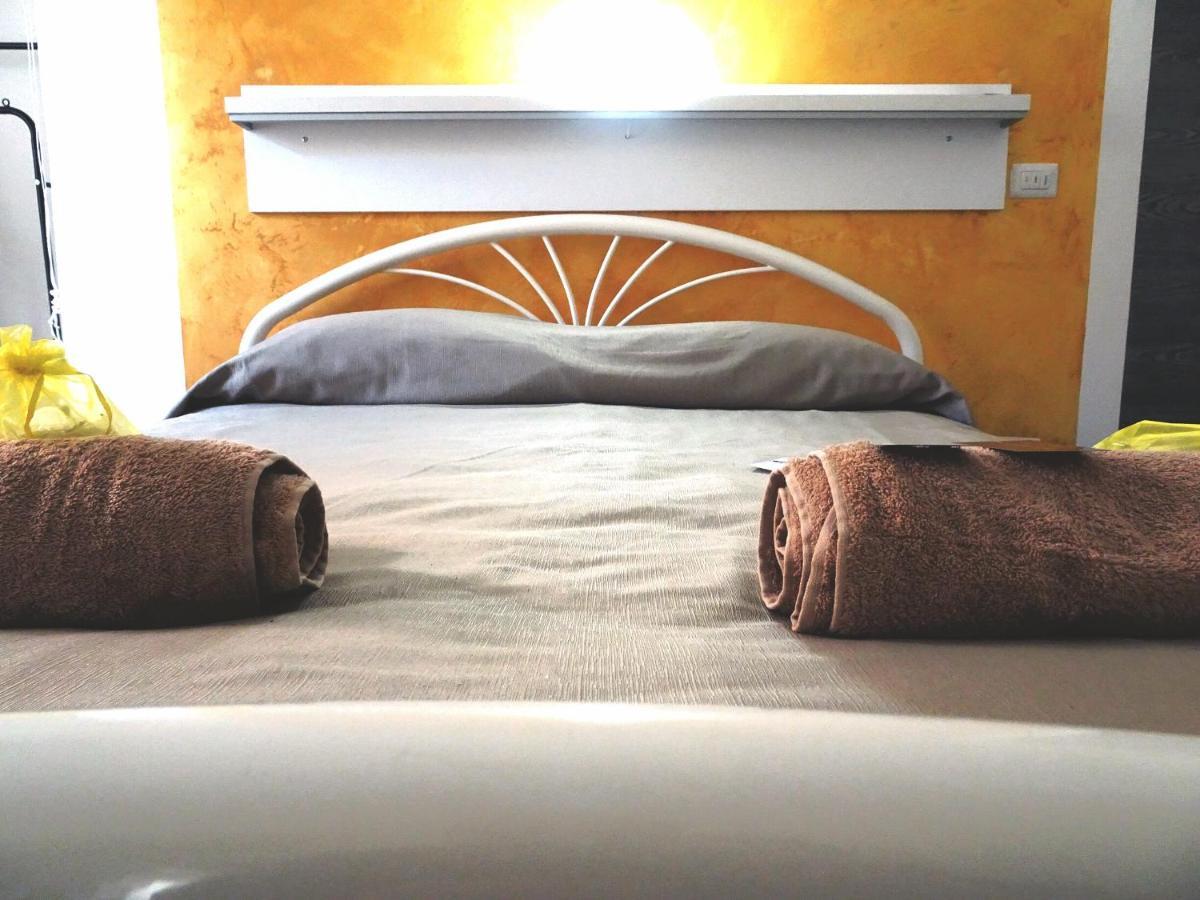 Bed & Breakfast A Capua Adiacente Al Duomo - Il Vicolo Exterior photo